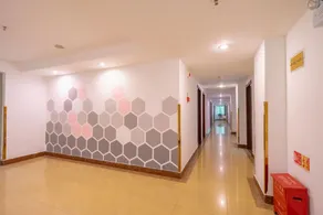 Jiajie Hotel (Haikou Qilou Old Street) - Image 4