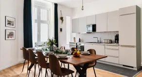 165m2 Downtown Family Suite 5BR, 3Bath, kids room, 11min Alexanderplatz - Image 5