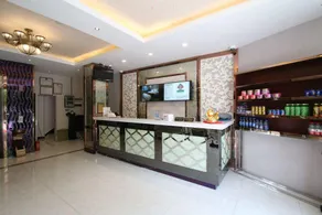 GreenTree Alliance Shanghai Minhang District Hongqiao Hub Huanghua Road Hotel - Image 3