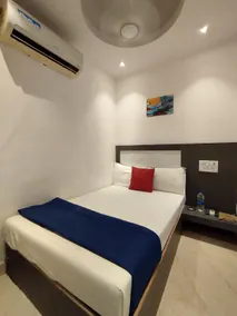 Hotel Aspen - Nr Mumbai Airport - Image 2