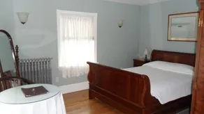 Windsome Bed & Breakfast - Image 5