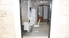 City Center Chic Apartments - Image 5