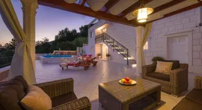 VILLA MAJA with whirlpool, heated pool, gym, sauna, panoramic sea views - Image 2