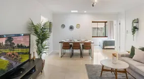 Cozy Comfort 4BR near Malls and Transport - Image 3