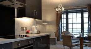 Grosvenor House APT 1 - Image 2