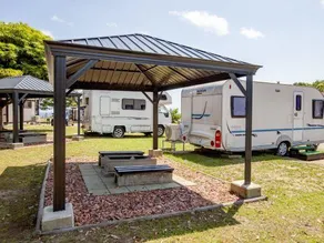 Heart Land Hills in Noto 38 Trailer House Chu - Image 4