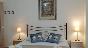 b & b Jasmine - Image 2