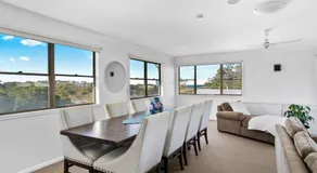 Modern Farmhouse at Pacific Sands Mollymook Beach - Image 2