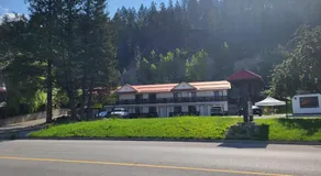 Alpen Motel - Image 4