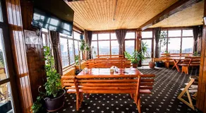 Antonia Spa 180 Panaromic View - Image 5