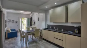 Garden House - Image 3