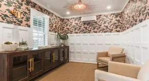 Marsh Hotel - Image 4