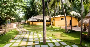 Cocohut Resort - Image 5