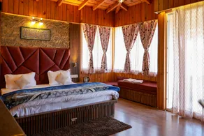 Qcent Club Mukteshwar - Image 2