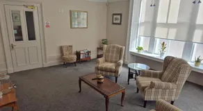 Bank House - Image 3