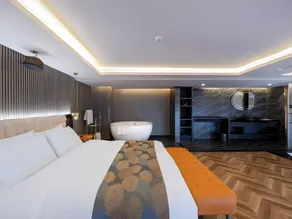 Ouchen International River View Hotel Jiefangbei Raffles City Chongqing - Image 2