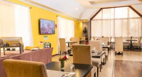 Eseriani The Hotel - Image 4