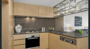 Modern Spacious City Pad with Rooftop Pool and Gym - Image 4