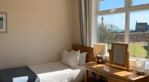 Martyrs Bay Rooms - Image 5