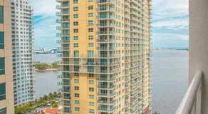 Modern and Luxurious Brickell Studio - Image 3