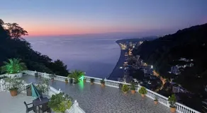 Zura palace - Image 3