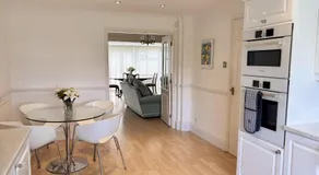 Spacious Home for Workers & Families - Quiet area - Image 2
