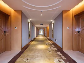 Vienna Hotel Foshan West Station Shishan Luo Village - Image 4
