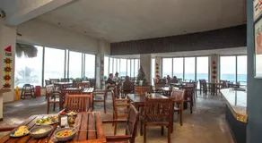SereniaCancun / Beachfront Apartment / Hotel Zone. - Image 4