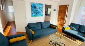 Exclusiva casa con vistas despejadas al mar y piscina privada - Image 3
