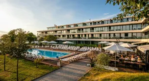 NOVI Resort - Image 2