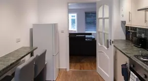 Spacious House in Brighton with large garden and free parking - Image 4