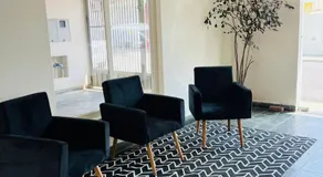Art Hotel - Image 3
