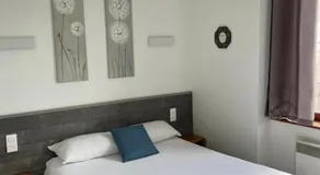 Hotel TGV - Image 2