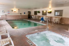 Quality Suites Albuquerque Airport - Image 5