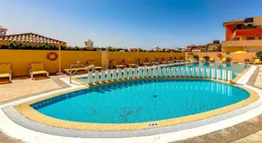 Apartment with large terrace in Terrazas del Duque - Image 2