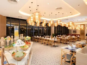 Cam Ranh Beach Resort - 5 Mins to Airport - Image 3