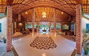 Aacorn Hideaway Resort & Spa - Image 3