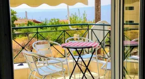 SEMIRAMIS SUITES with pool - Image 5