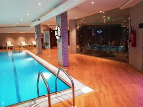 STwin Hotel - Image 5