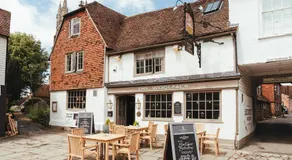 The Woolpack Hotel - Image 5