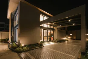 Zeen Sky Resort - Image 5