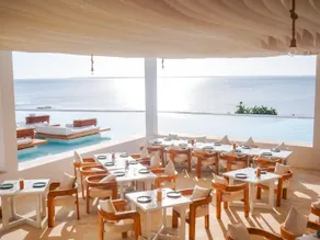 Le Saint Tropez - Image 4