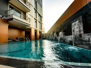 The Y Boutique Hotel - Image 3