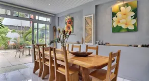 Fare Nãhina - 2 Bedrooms - City Center - Swimming Pool - Image 2