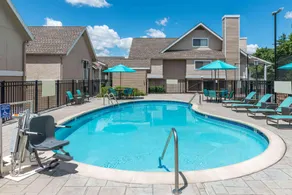 Craigshire Suites St Louis Westport Plaza - Image 3