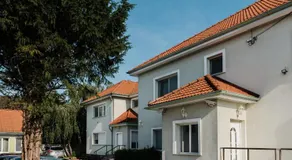 Airport Jazmin Guesthouse - Image 3