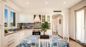 Chez Carme' - Image 2