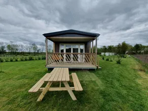 Serene chalet in Schoonloo with patio - Image 2