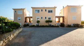 Koralia's Villas - Image 4