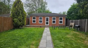 Large Annexe with games room pool table ping pong air hockey movie projector - Image 3